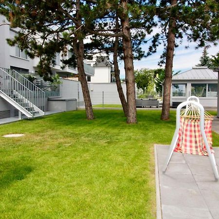Maureen Lovely 2 Bedroom Unit With Community Pool Wien Exteriör bild