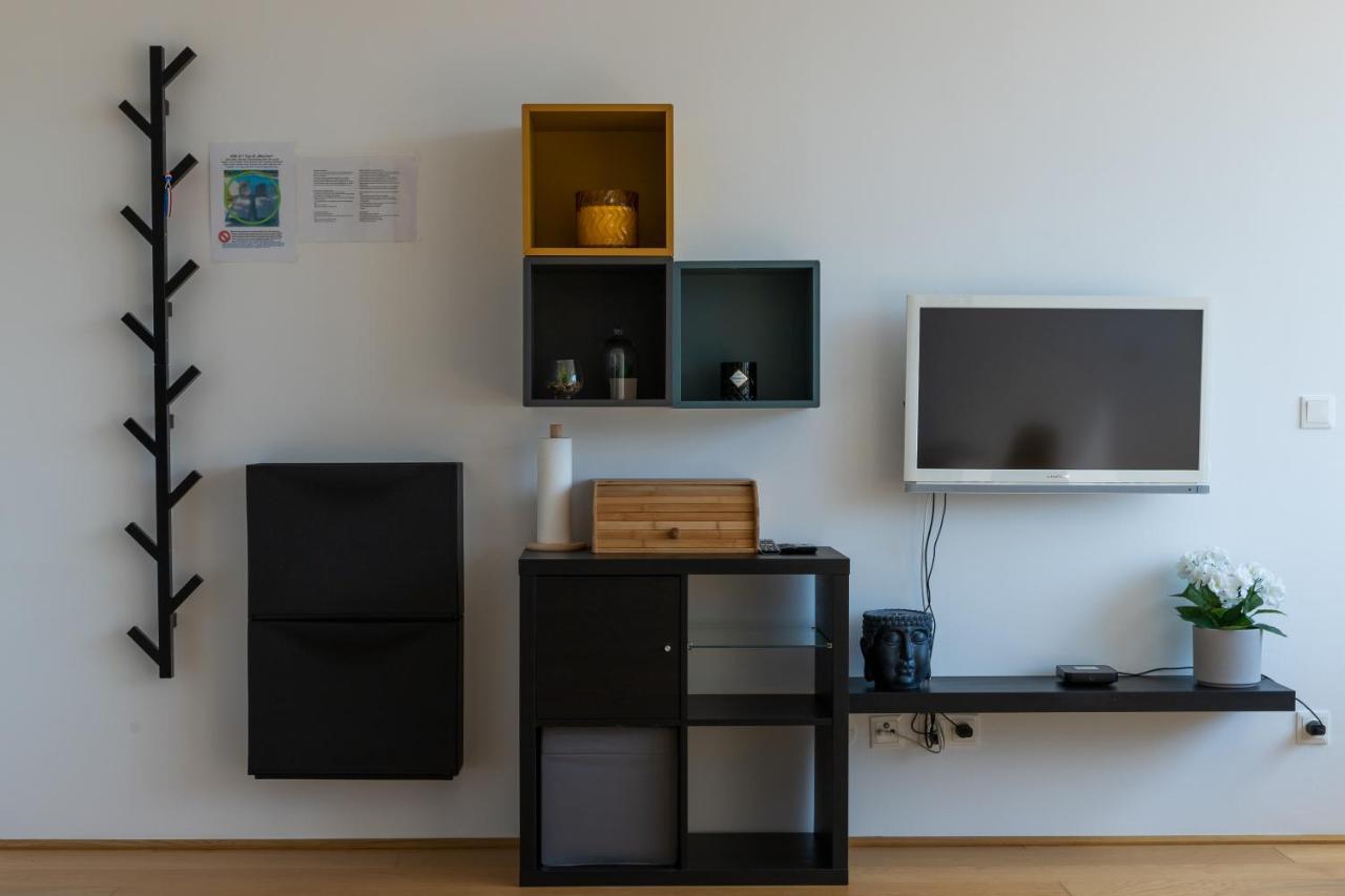 Maureen Lovely 2 Bedroom Unit With Community Pool Wien Exteriör bild