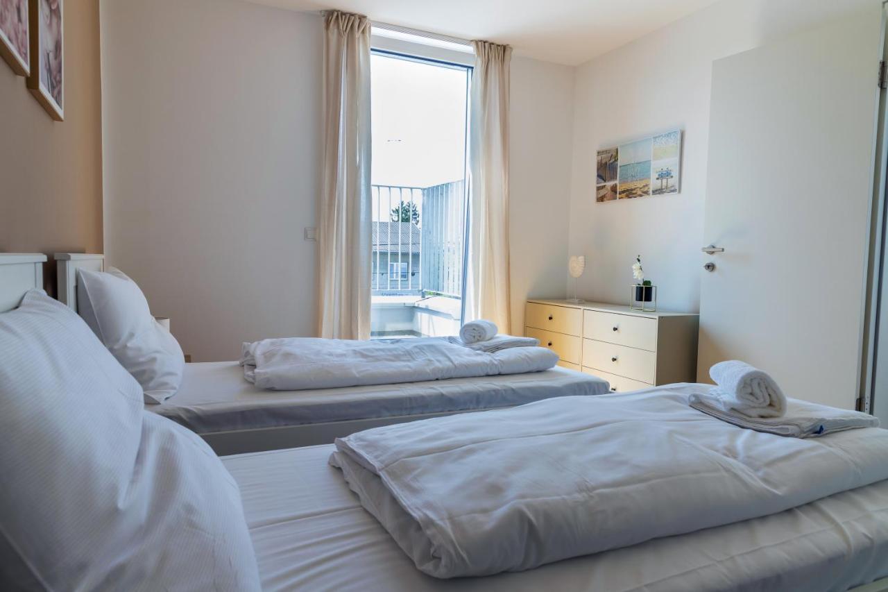 Maureen Lovely 2 Bedroom Unit With Community Pool Wien Exteriör bild