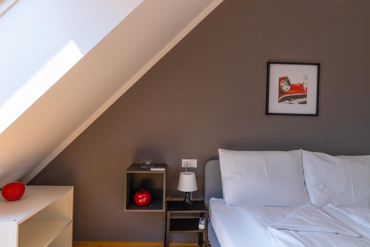 Maureen Lovely 2 Bedroom Unit With Community Pool Wien Exteriör bild