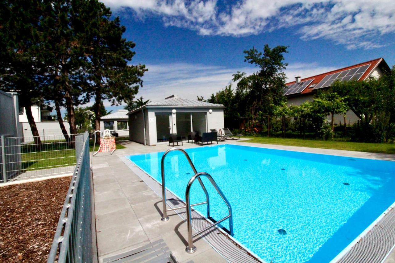 Maureen Lovely 2 Bedroom Unit With Community Pool Wien Exteriör bild